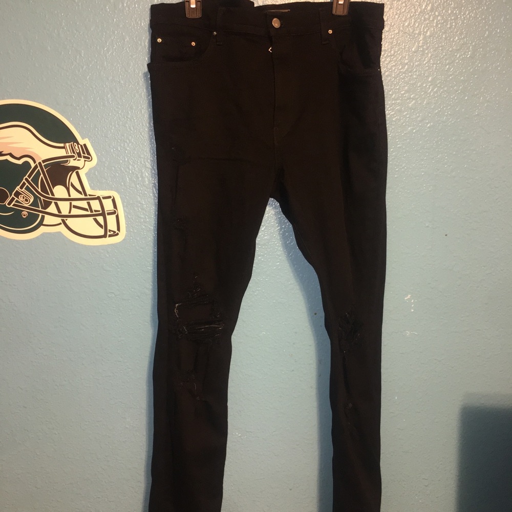 Amiri Distressed Jeans